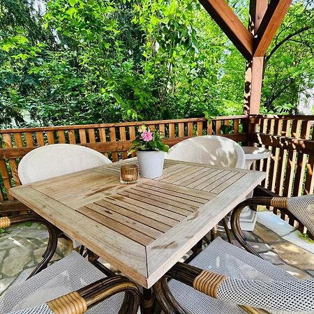 Ferienwohnungen An Der Salvatorkirche - Zentrales Apartmenthaus Mit Terrasse Coburgo Exterior foto